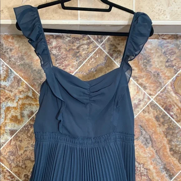 Club Monaco Navy Romantic Pleated Flounce Ruffle Sleeves Midi Dress Size 6 - Picture 3 of 16